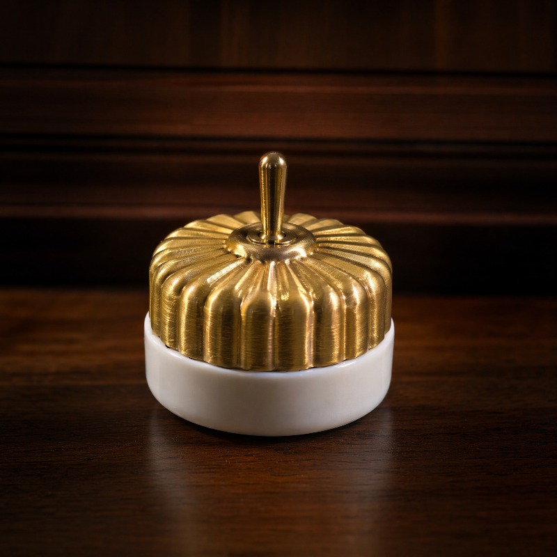 Lighting Metal Wall Decor - Sakelar Tuas Kuningan Vintage, Sakelar Lampu