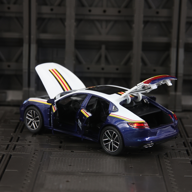 1:32 Model Mobil Porsche Panam - Decor Lighting Returns ulasan dan harga